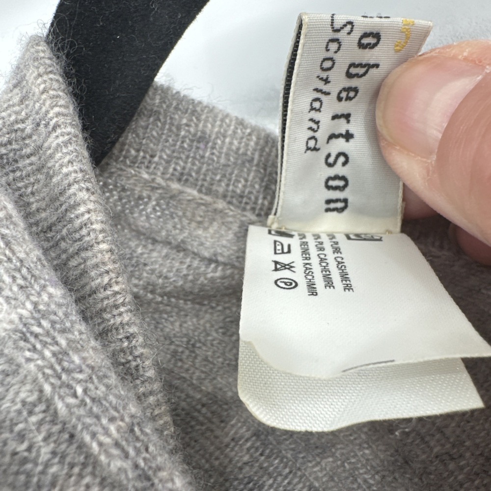 Belinda Robertson Made‎ In Scotland 100% Pure Cashmere Shawl Gray OSFM - Picture 4 of 8